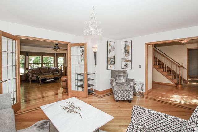 24530 Hummingbird Court, Barrington, IL 60010