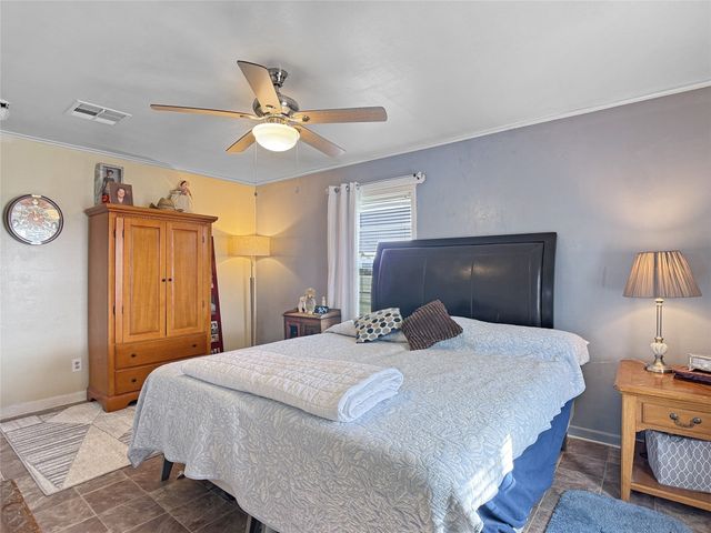 600 W Washington, Kosse, TX 76653