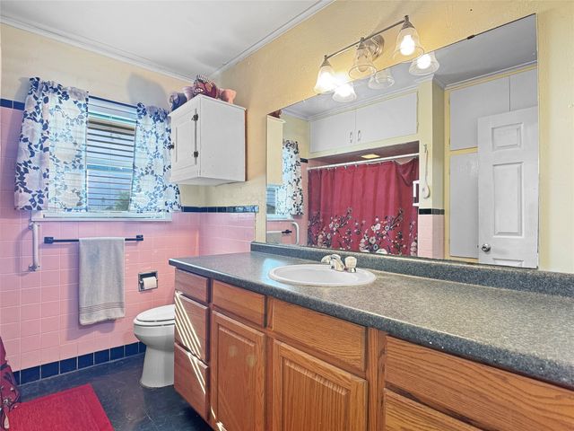 600 W Washington, Kosse, TX 76653