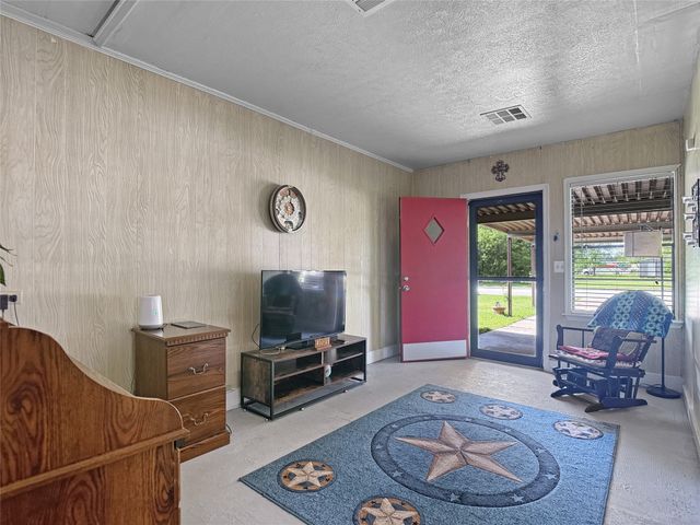600 W Washington, Kosse, TX 76653