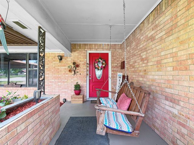 600 W Washington, Kosse, TX 76653