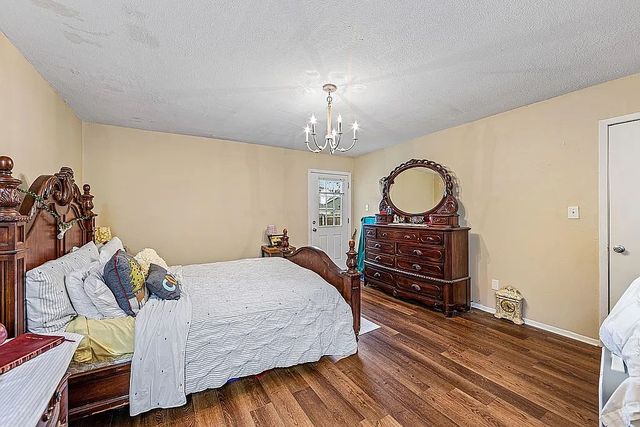 1214 Elm Court, Runaway Bay, TX 76426