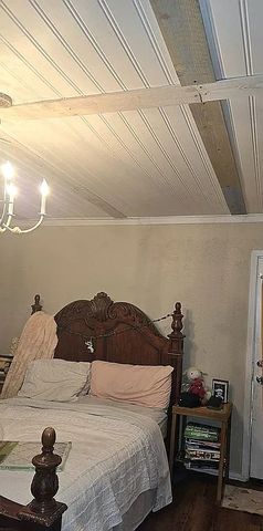 1214 Elm Court, Runaway Bay, TX 76426