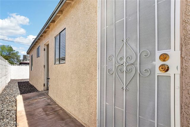 1804 Merze Avenue, Henderson, NV 89011