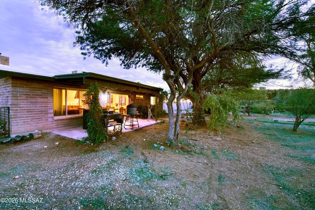 1444 S Shannon Road, Tucson, AZ 85713