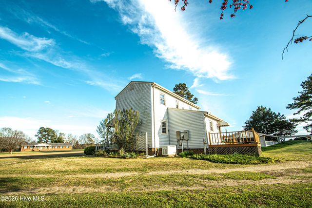 8564 S Nc 41 Highway, Wallace, NC 28466