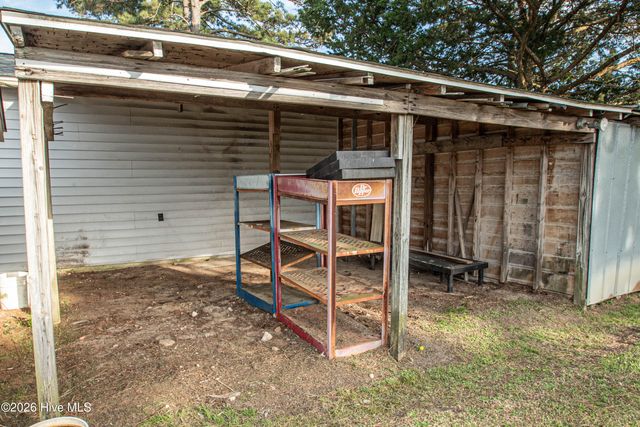 8564 S Nc 41 Highway, Wallace, NC 28466