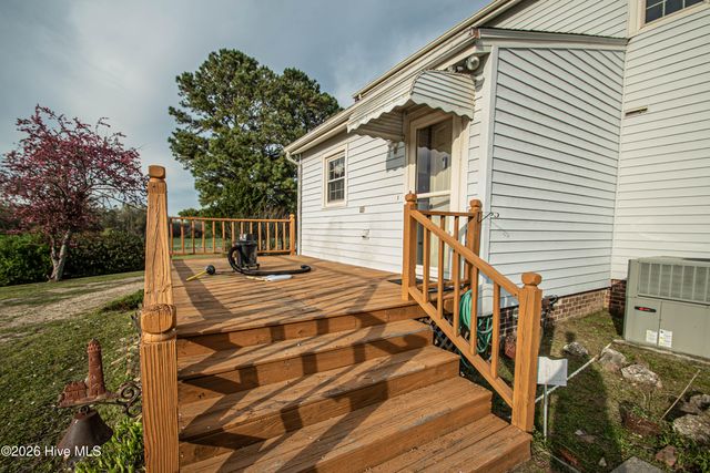 8564 S Nc 41 Highway, Wallace, NC 28466
