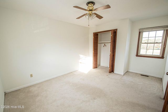 8564 S Nc 41 Highway, Wallace, NC 28466