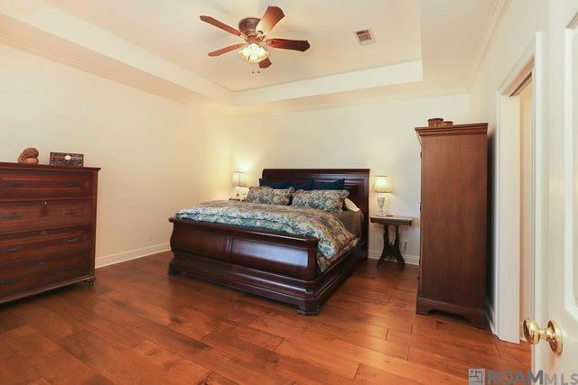 15457 Therese Ct, Prairieville, LA 70769