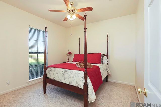 15457 Therese Ct, Prairieville, LA 70769
