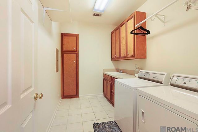 15457 Therese Ct, Prairieville, LA 70769
