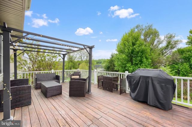 523 N REESER DR, York Haven, PA 17370