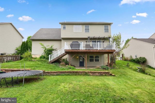 523 N REESER DR, York Haven, PA 17370