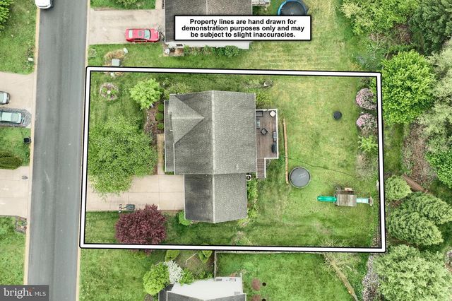 523 N REESER DR, York Haven, PA 17370