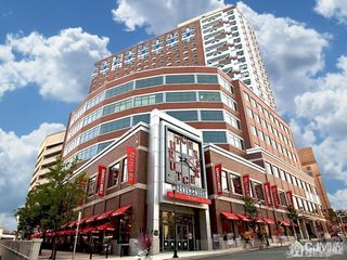110 Somerset Street 2109, New Brunswick, NJ 08901