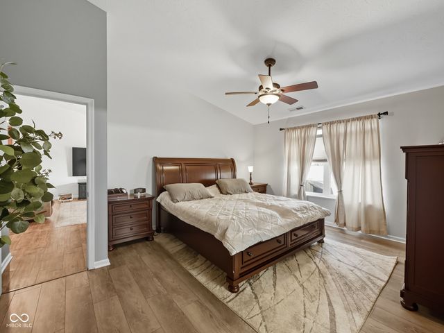 4339 W Parkway Court, New Palestine, IN 46163