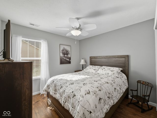 4339 W Parkway Court, New Palestine, IN 46163