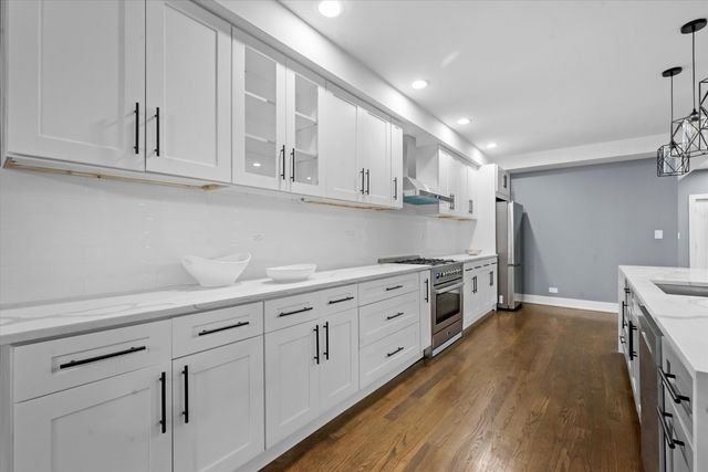 1531 Wenonah Avenue, Berwyn, IL 60402