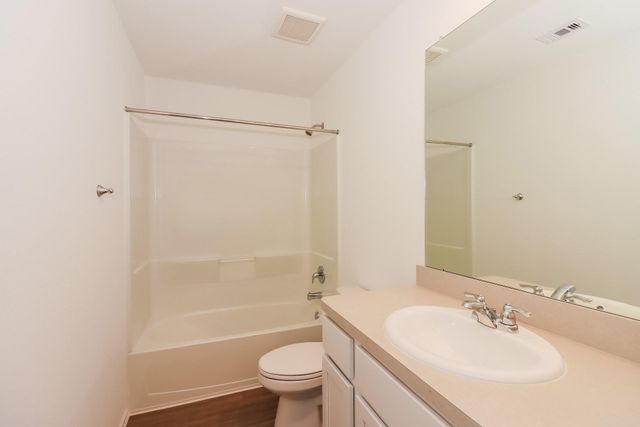 202 Alder Laurels Cove, Magnolia, TX 77354