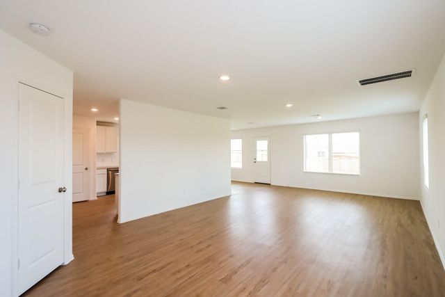 202 Alder Laurels Cove, Magnolia, TX 77354