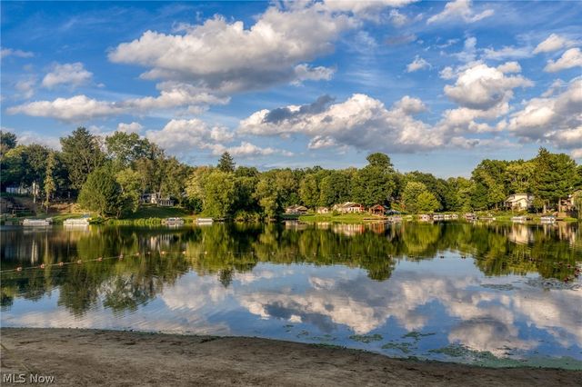 146 Spruce Drive NW, North Canton, OH 44720