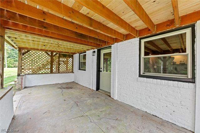 146 Spruce Drive NW, North Canton, OH 44720