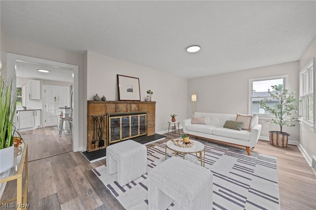 146 Spruce Drive NW, North Canton, OH 44720