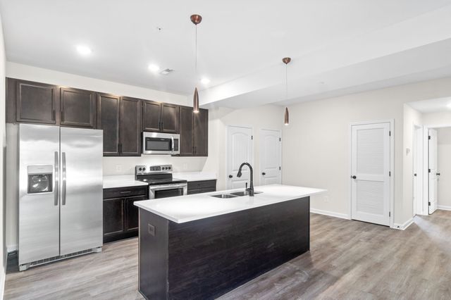 229 E Johnson Cir Unit A311, Clarksville, TN 37040