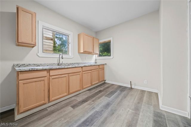 12617 Imperial Avenue, Cleveland, OH 44120
