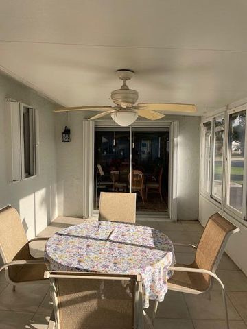 6127 Rainbow Circle, Greenacres, FL 33463