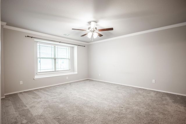 2204 Greystone Drive, Denton, TX 76207