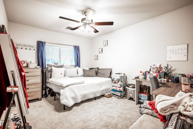2204 Greystone Drive, Denton, TX 76207
