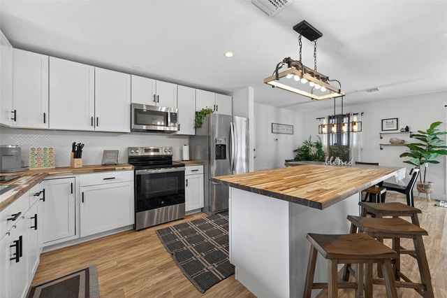 1545 CULVERHOUSE DRIVE, Daytona Beach, FL 32117