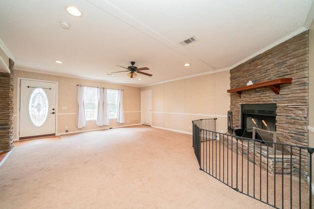 315 Gray Fox Road, Marshall, TX 75670