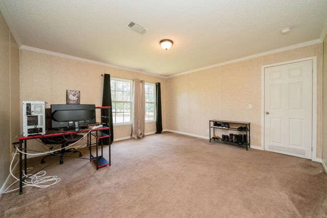 315 Gray Fox Road, Marshall, TX 75670