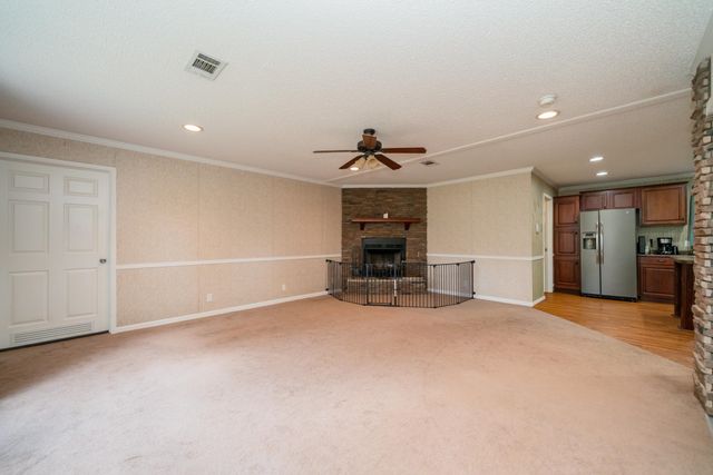 315 Gray Fox Road, Marshall, TX 75670
