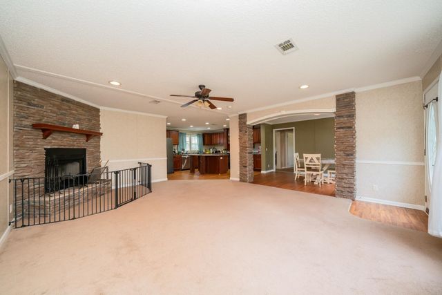 315 Gray Fox Road, Marshall, TX 75670