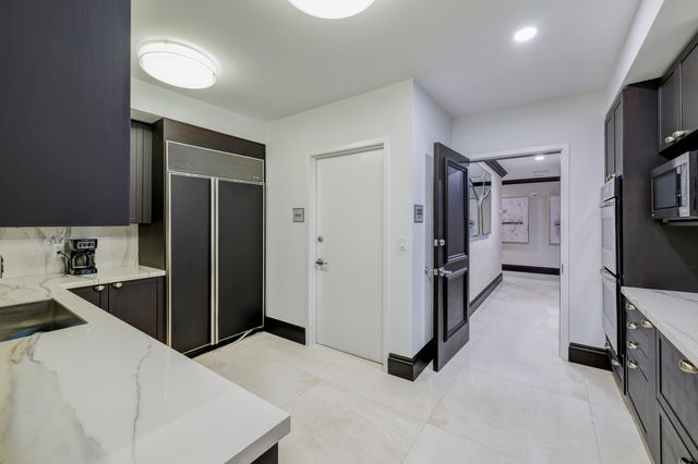 1063 Hillsboro Mile 301, Hillsboro Beach, FL 33062