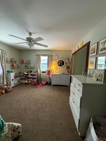 203 9th Avenue, Vinton, IA 52349