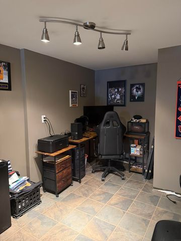 203 9th Avenue, Vinton, IA 52349