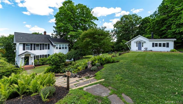 34 Old Mountain Road, Nyack, NY 10960