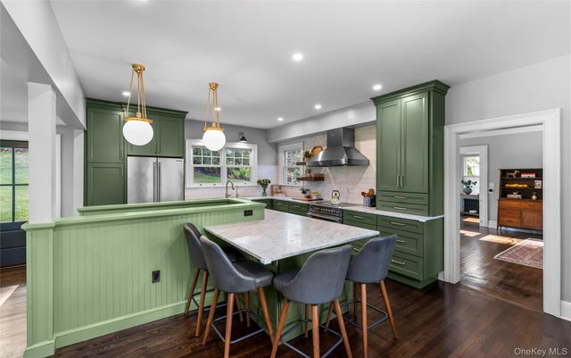 34 Old Mountain Road, Nyack, NY 10960