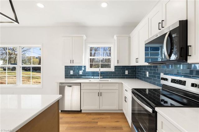 5131 Fredonia Avenue, Winston-salem, NC 27105
