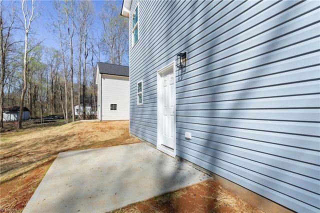 5131 Fredonia Avenue, Winston-salem, NC 27105