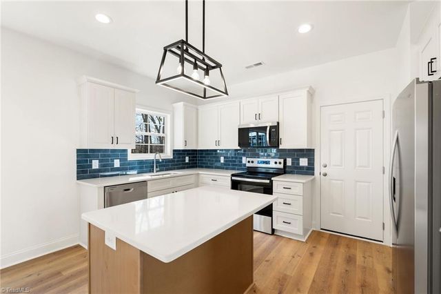 5131 Fredonia Avenue, Winston-salem, NC 27105