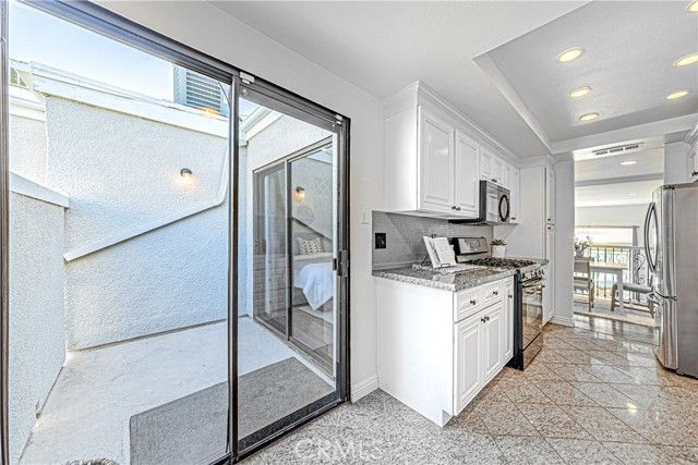 2938 Barrington Court, Fullerton, CA 92831