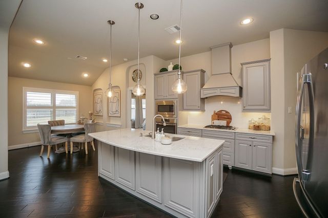 6243 Garden Lakes Lane, Sugar Land, TX 77479