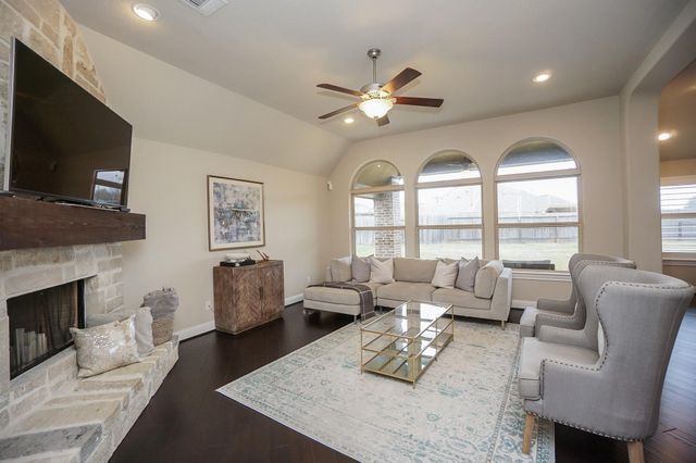 6243 Garden Lakes Lane, Sugar Land, TX 77479