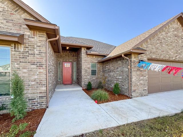 2904 Summit Hollow Circle, Norman, OK 73071